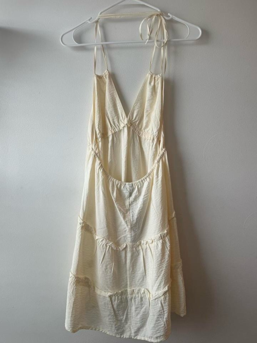 Wild fable cream backless dress - Picture 3 of 4